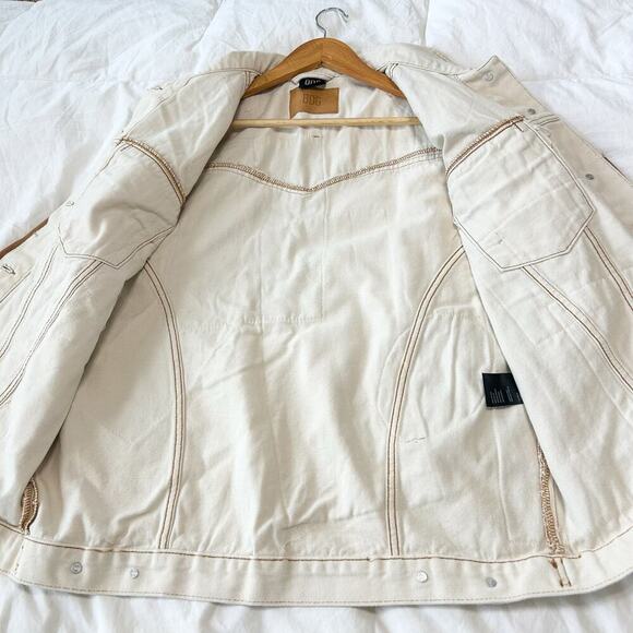 NWOT BDG Urban Outfitters Patchwork Denim Jacket Size M Cotton Neutral Tones - Picture 7 of 8